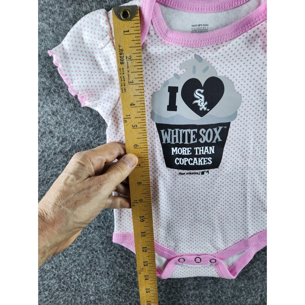 MLB Chicago White Sox Baby Girl Bodysuit Pink Hearts Cupcake 3-6 Months Cotton